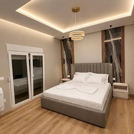 Omeri Apartamento Tirana